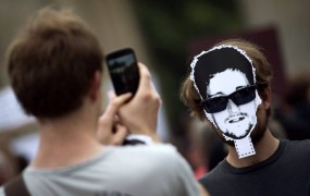 Snowden ne bo dobil islandskega državljanstva 