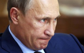 Rusko sodišče je na večletne zaporne kazni obsodilo več Putinovih nasprotnikov