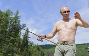 Skrivnost Putinove mladostnosti so menda domača zdravila