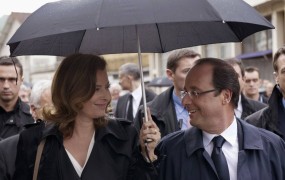 Francozi že zaskrbljeni za prvo damo; Hollande je še vedno ni obiskal v bolnišnici