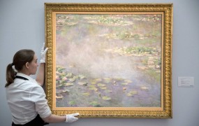 Na dražbi Monetove Vodne lilije prodali za več kot 31,7 milijona funtov