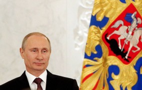 Putin s krimskimi voditelji podpisal pogodbo o priključitvi Krima Rusiji