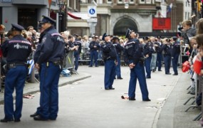 Zaradi grožnje s strelskim napadom zaprte srednje šole v nizozemskem mestu 