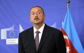Naj ga svet še tako postrani gleda, v Azerbajdžanu gre Alijev po tretji predsedniški mandat