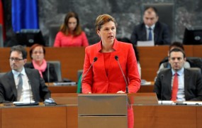 KPK nad Bratuškovo, ker se je sama nominirala za evropsko komisarko