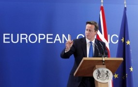 Britanski veto na proračun EU bi lahko privedel do odpovedi novembrska vrha EU