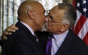 Ameriški senat pripravlja zakon proti diskriminaciji homoseksualcev na delovnem mestu