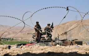 Zaradi napadov na tuje kolege aretiranih na stotine afganistanskih vojakov