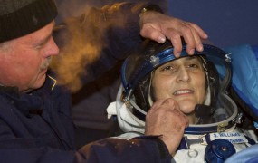 Astronavtka Sunita Williams se je vrnila na Zemljo