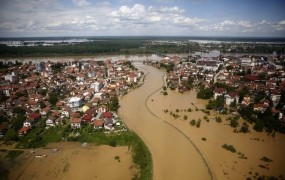 Poplavljena površina na Balkanu večja od Slovenije