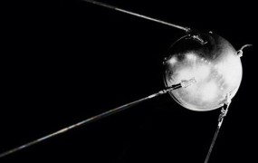 Rusija s Sputnikom proti "agresivni propagandi" Zahoda