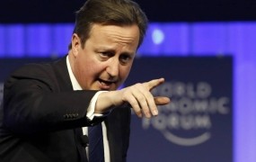 David Cameron za daljši odpiralni čas pubov med mundialom