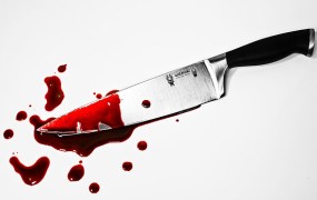 Umor v Preddvoru: mož z nožem nad ženo