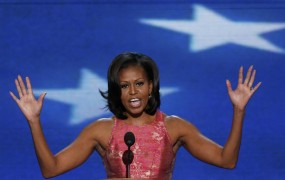 Michelle Obama z govorom navdušila delegate na demokratski konvenciji