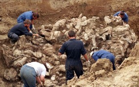 Štirim bosanskim Srbom skupaj 79 let zapora zaradi poboja Hrvatov in Bošnjakov