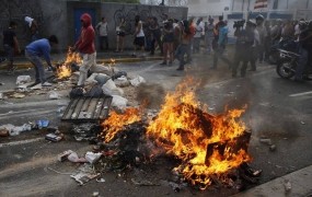 Sedem mrtvih v povolilnem nasilju v Venezueli