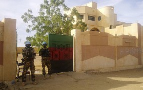 V Maliju volijo parlament za vrnitev v demokracijo
