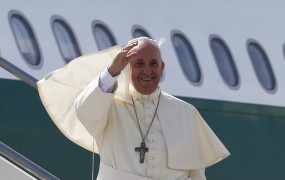 Papež začenja obisk v Južni Koreji