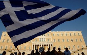 V Grčiji prvič dosmrtna zaporna kazen za korupcijo