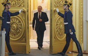 Times: Vladimir Putin je mednarodna osebnost leta