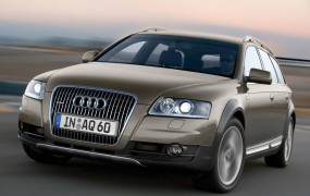 Audi in mercedes ponujena za službeno vozilo državnega sveta