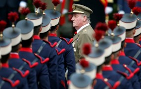 V Španiji kriza prizadela tudi vojaško parado ob prazniku