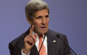Kerry svari Kitajsko in Rusijo pred posledicami zaradi Snowdna