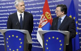 Srbija uradno kandidatka za članstvo v EU