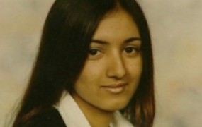 Pakistanska starša v Britaniji obsojena zaradi umora »zahodnjaške« hčere