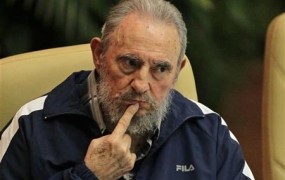 Še vedno živ: Castro se je pokazal v javnosti