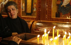 Več mrtvih v napadu na koptsko cerkev v Egiptu