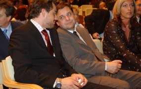 Janković v novi davčni aferi: 129 tisoč evrov nakazila sinu Juretu