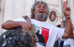 Grillo: V Italiji poteka podobna revolucija kot v Egiptu