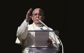 Papež Frančišek bo nagovoril evropske poslance