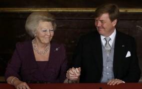 Nizozemska kraljica Beatrix abdicirala, novi kralj Viljem Aleksander