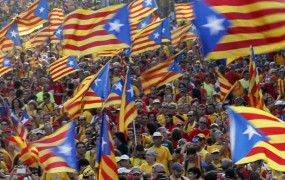 Katalonski parlament potrdil zakon o referendumu o neodvisnosti
