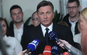 Borut Pahor zmagovalec prvega kroga, naprej gre še Danilo Türk