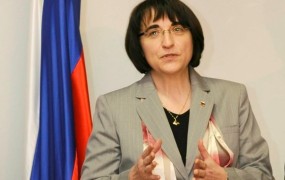Jelušičeva: Prihodnja vlada bo morala odločiti, ali bo Slovenija ostal v Afganistanu