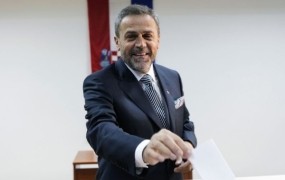 Zagrebški župan od premiera Milanovića zahteva 40.000 evrov zaradi duševnih bolečin