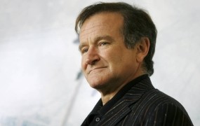 Igralec Robin Williams mrtev, policija sumi samomor