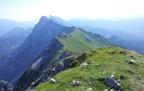 Planinstvo vse bolj vključeno v slovenski turizem 