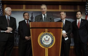 Republikanski in demokratski senatorji za reformo imigracijskega sistema