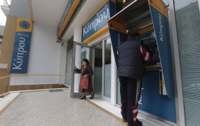 Banke na Cipru bodo danes odprle vrata