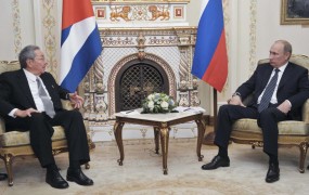 Turneja prijateljstva: Castro obiskal Moskvo