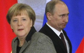 Merklova in Putin v konfliktu glede civilne družbe v Rusiji