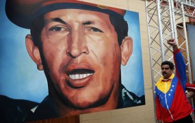 Chavez objavil, da se je vrnil v domovino