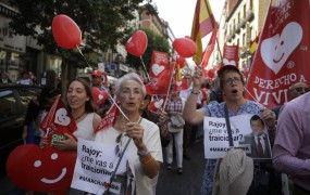 V Španiji vendarle ne bodo prepovedali splava