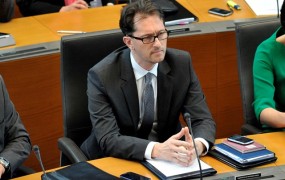 Virant: Če bi se Jankoviću izpolnila želja, bi zanesljivo odletel kot minister