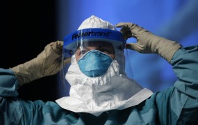 WHO: Ebola zahtevala več kot 5000 življenj
