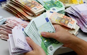Slovenija izdala za dve milijardi evrskih obveznic